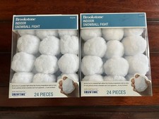(2) SELLADO NUEVO Brookstone Interior Bola de Nieve Lucha - 24 Bolas de Nieve Blancas Blancas