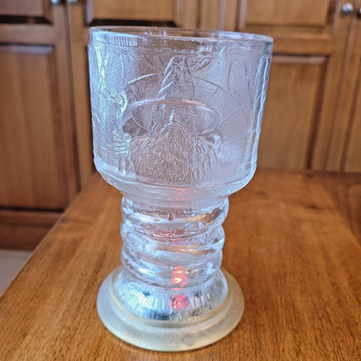 Lord Of The Rings, Gandalf Dec. 2001 Glass Goblet, works and has batteries