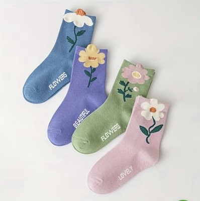 4 Pairs Girls Colorful Flower Socks Embroidered Floral Design crew Socks