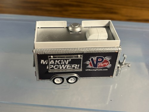 Greenlight VP Racing Merchandise Trailer - Picture 9 of 10