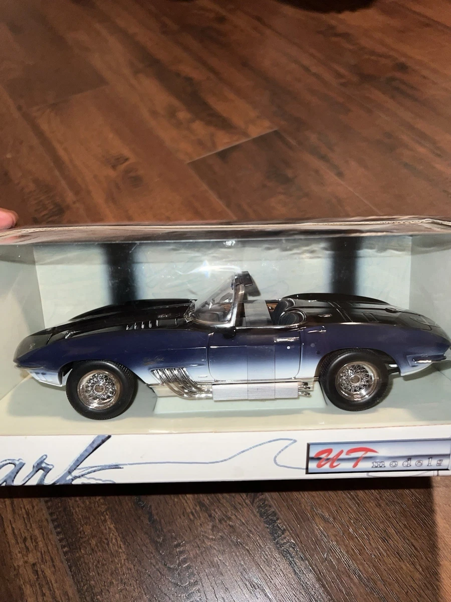 UT Chevrolet Corvette Contemporary Manufacture Diecast Cars