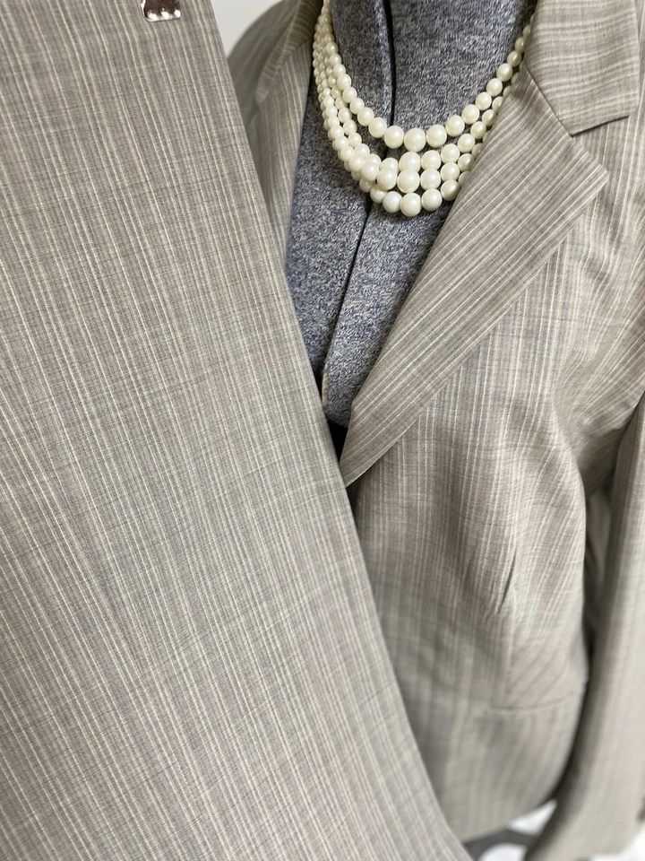 Terno Calça Zanella Feito na Itália Tamanho 14 Conjunto de Duas Peças Lã Leve LUXO EXCELENTE - Imagem 4 de 4