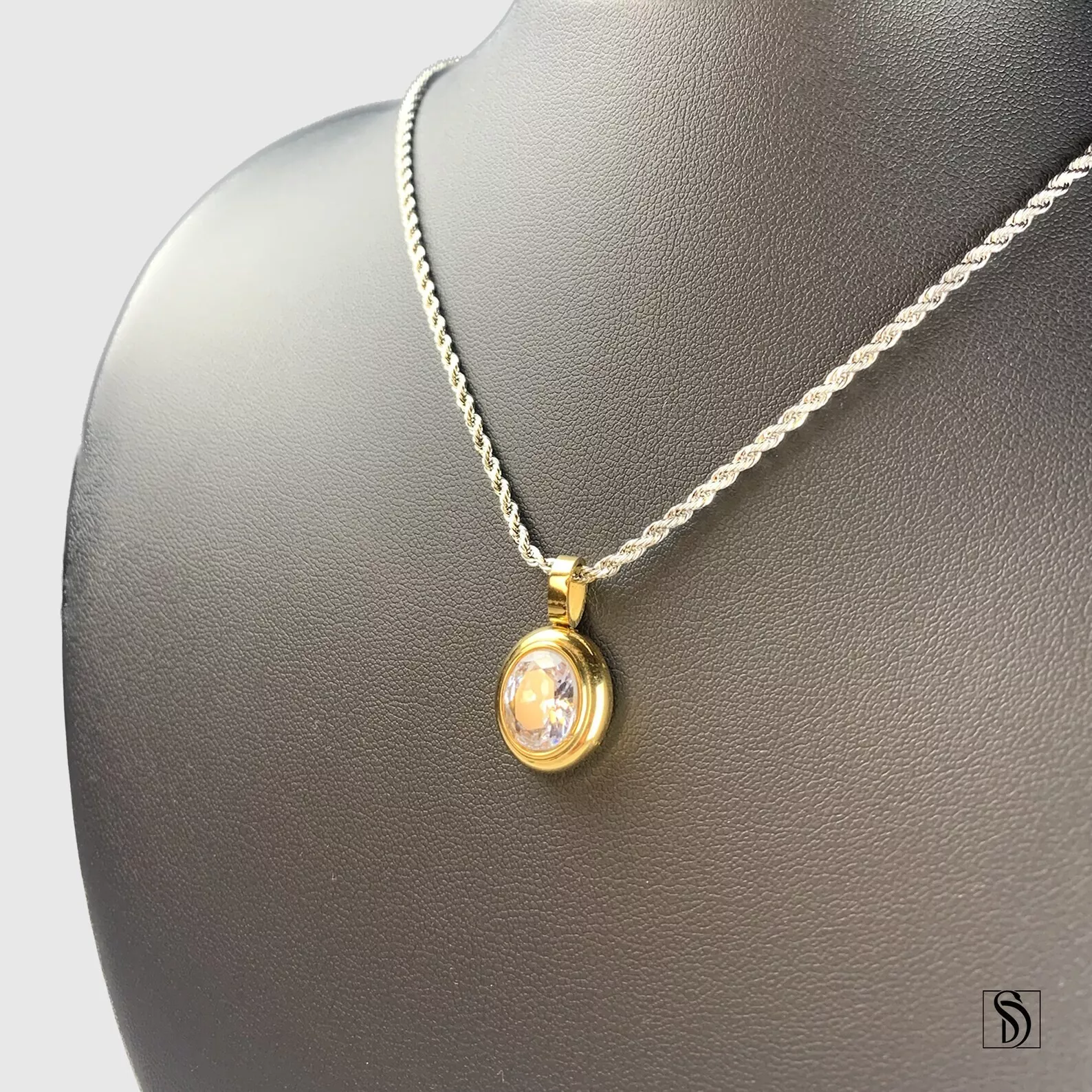 OSRS Inspired   Collier pendentif amulette de puissance en acier inoxydable