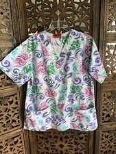 Scrubs Station Medical Scrub Top With Multi Color Swirls Sz Medium Front Pockets