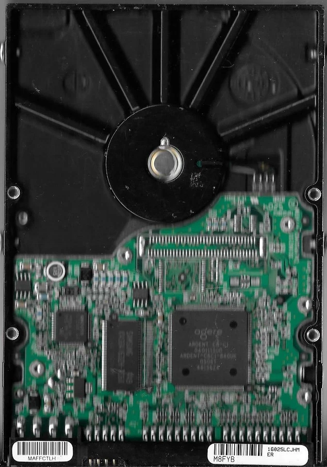 Maxtor DiamondMax Plus 9 6Y200P0 200GB Ide Hard Drive Code: YAR41BW0 K,M,G,D - Image 2 of 2