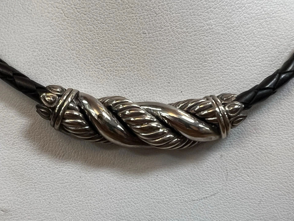 Collar trenzado de cuero negro de plata esterlina en tono JAI by John Hardy declaración Foto 2 de 4