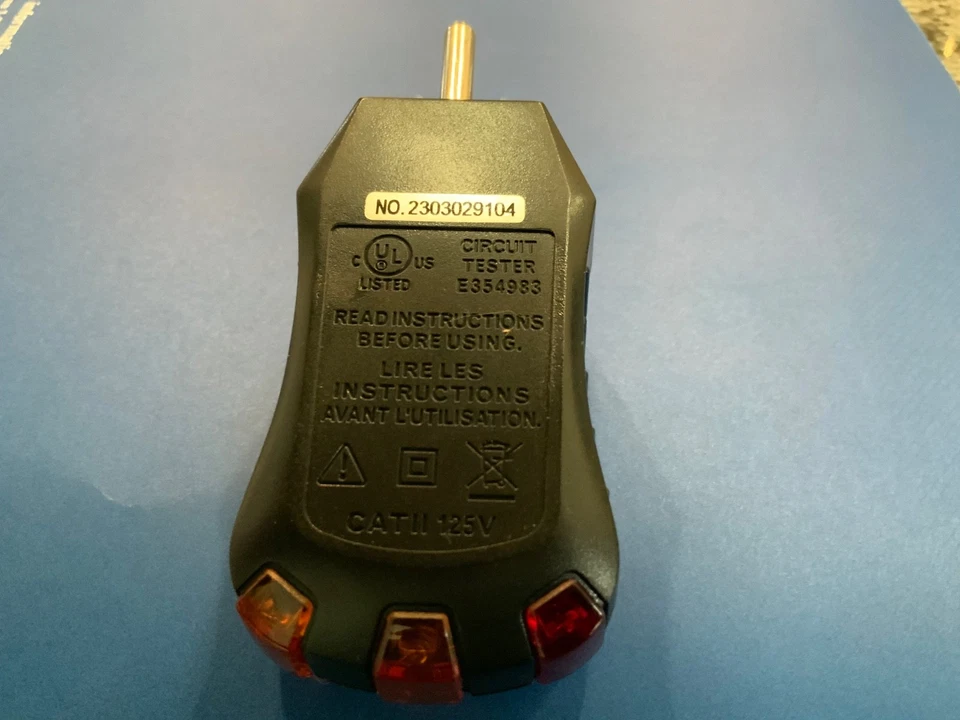 Kobalt Tools Electric Receptacle Tester GFCI ET-18 E354983 EUC - Image 4 of 4