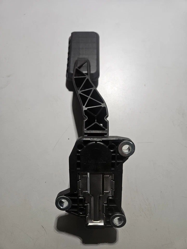 OEM 2013-2015 HONDA CIVIC GAS PEDAL ACCELERATOR THROTTLE SENSOR - Image 4 of 4