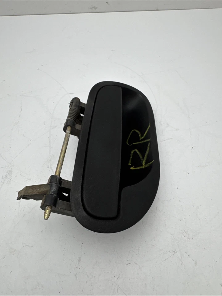 Manija de puerta exterior Volvo S40 2001 - trasera derecha usada, original B382-08 Foto 4 de 4