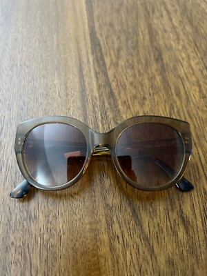 Toms Sunglasses Luisa Light Brown Oversized Classic Look