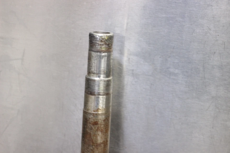 2006 Suzuki Boulevard C90 Lower Triple Tree Clamp Foto 3 de 4