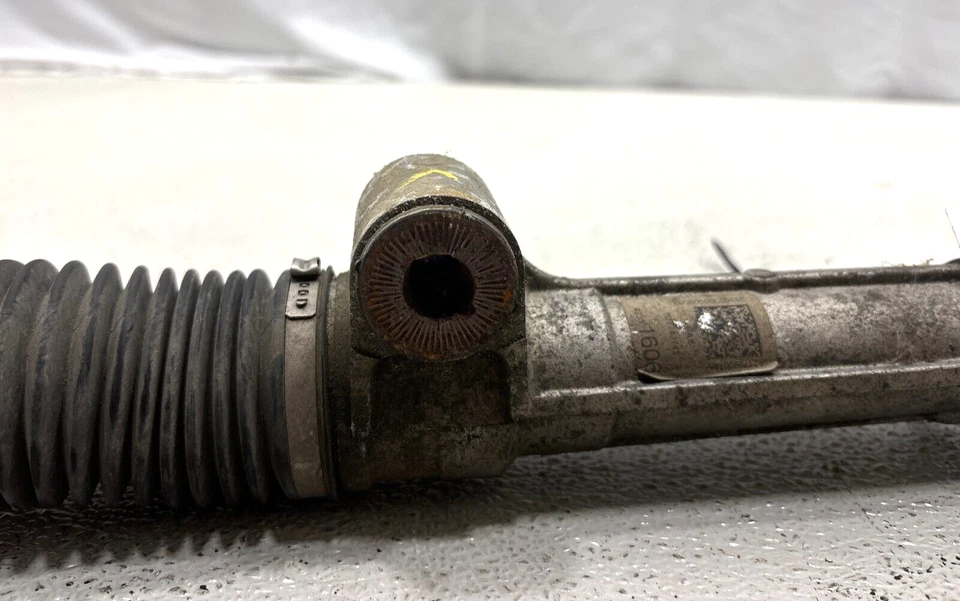 Conjunto de engranaje de dirección de piñón y cremallera Buick Encore/Chevrolet Trax 2015-2022 1,4 L Foto 3 de 4