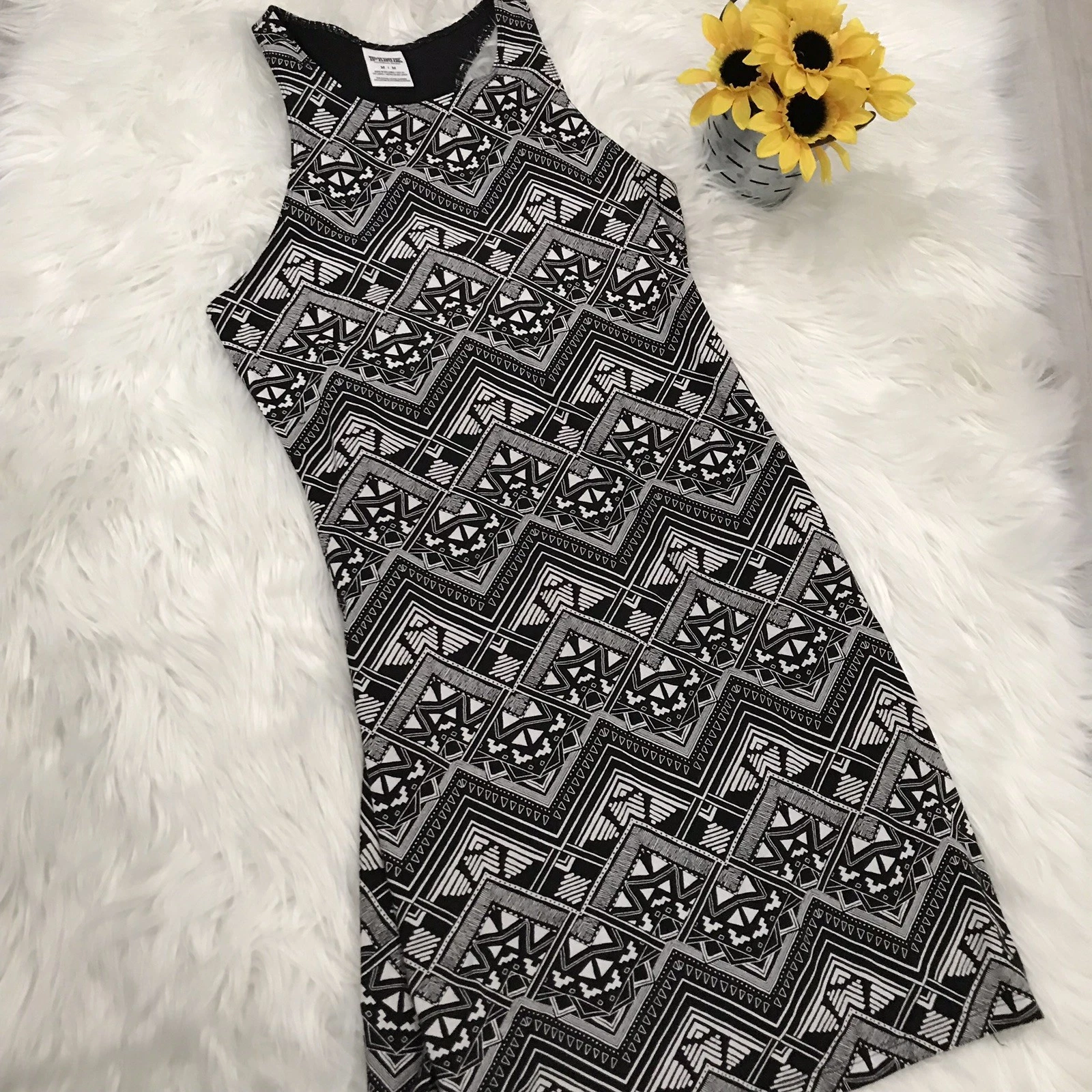 UNDERCOVER Abito da spiaggia Victoria Secret ROSA nero bianco geometrico senza maniche pattinatore M