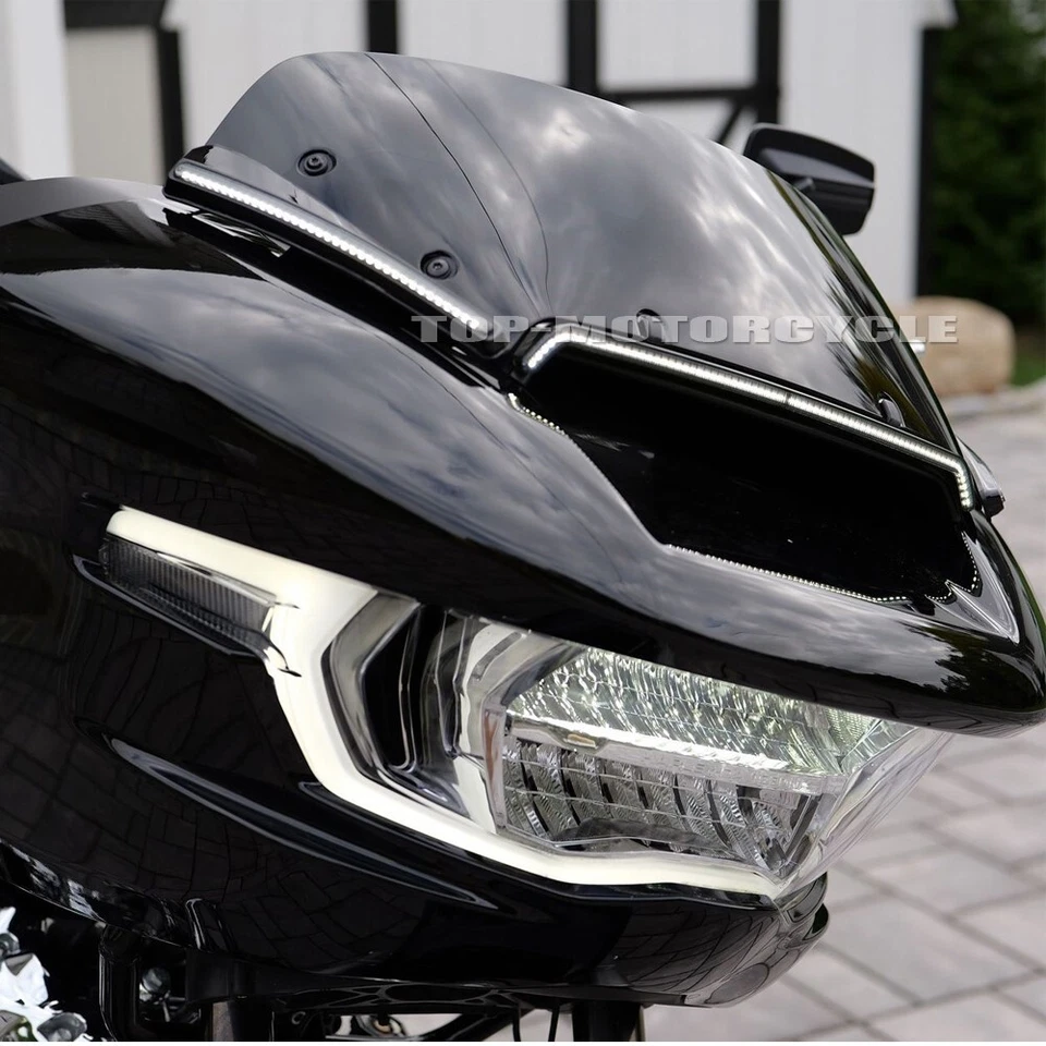 Para Harley CVO Road Glide FLTRXSE 2023 2024 2025 Parabrisas Lateral Luz LED Lámpara Foto 3 de 4