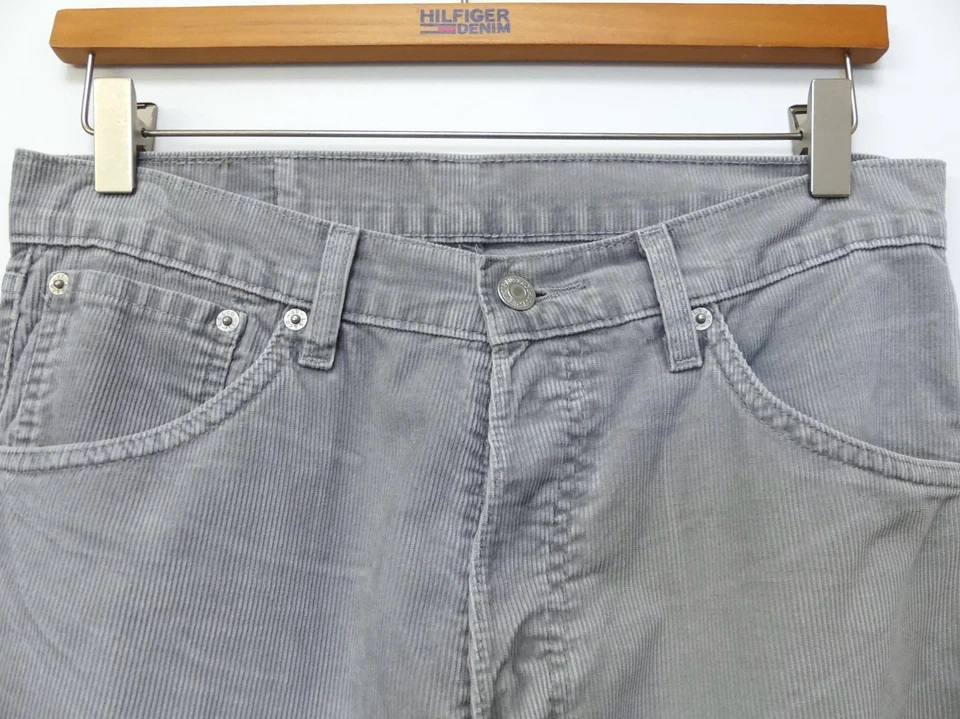 Jean LEVI'S 551, velours côtelé gris, Taille 32 US, TBE - Photo 3/4