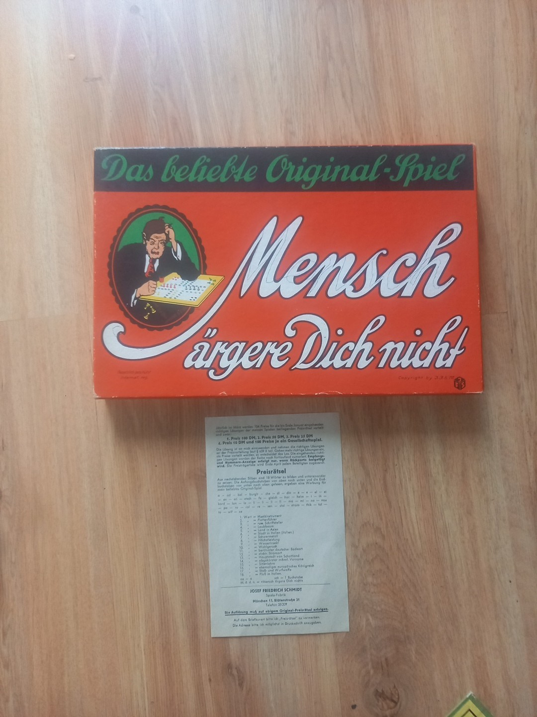 Bild 1 von 12