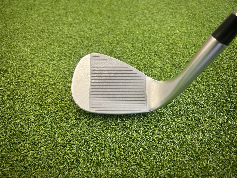 Cuña PING Glide 4,0 derecha - 56/14/W - eje de acero Foto 2 de 4