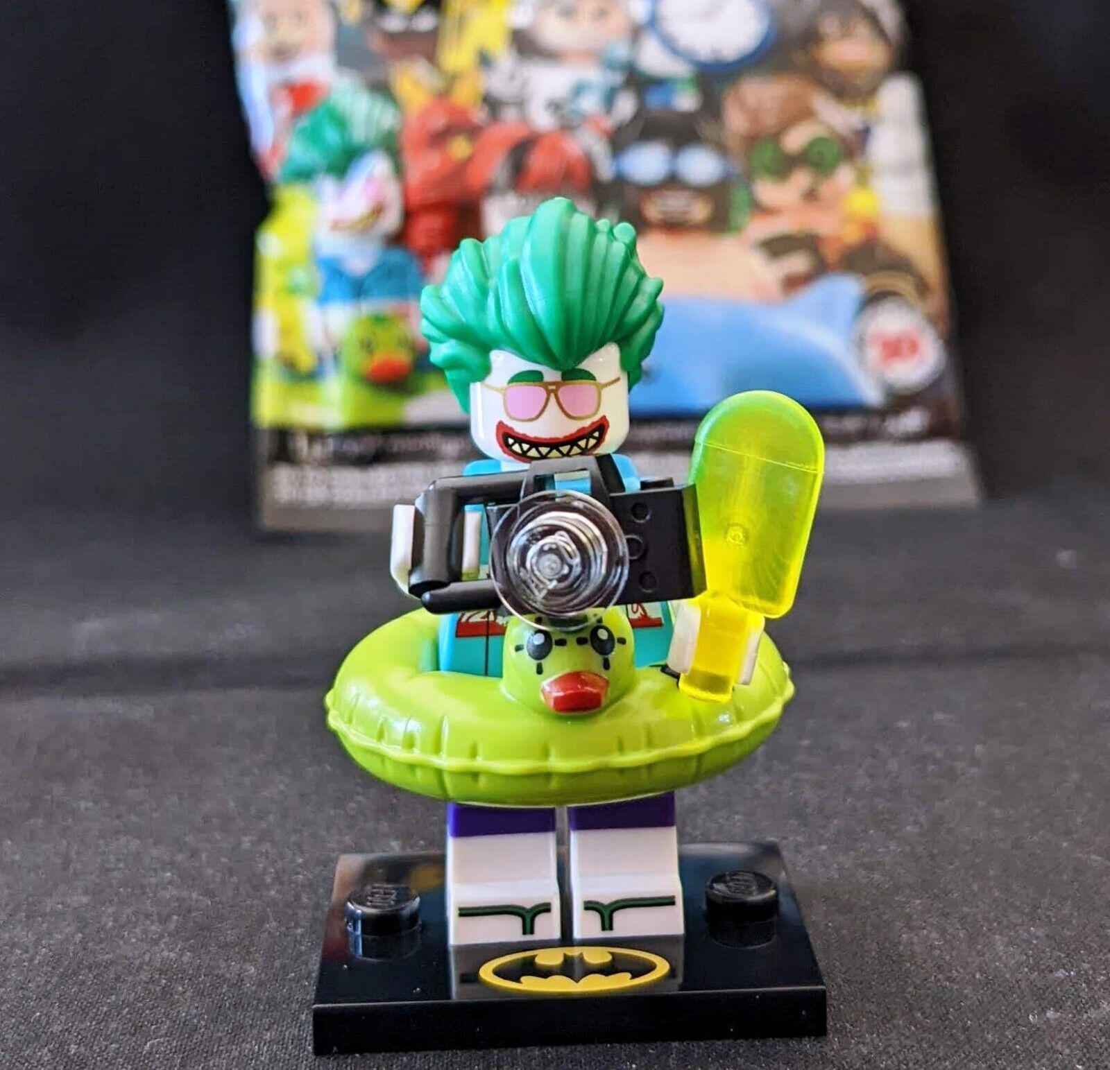 Lego Minifigure 71020 Collectible The Batman Movie Series 2 Vacation The Joker