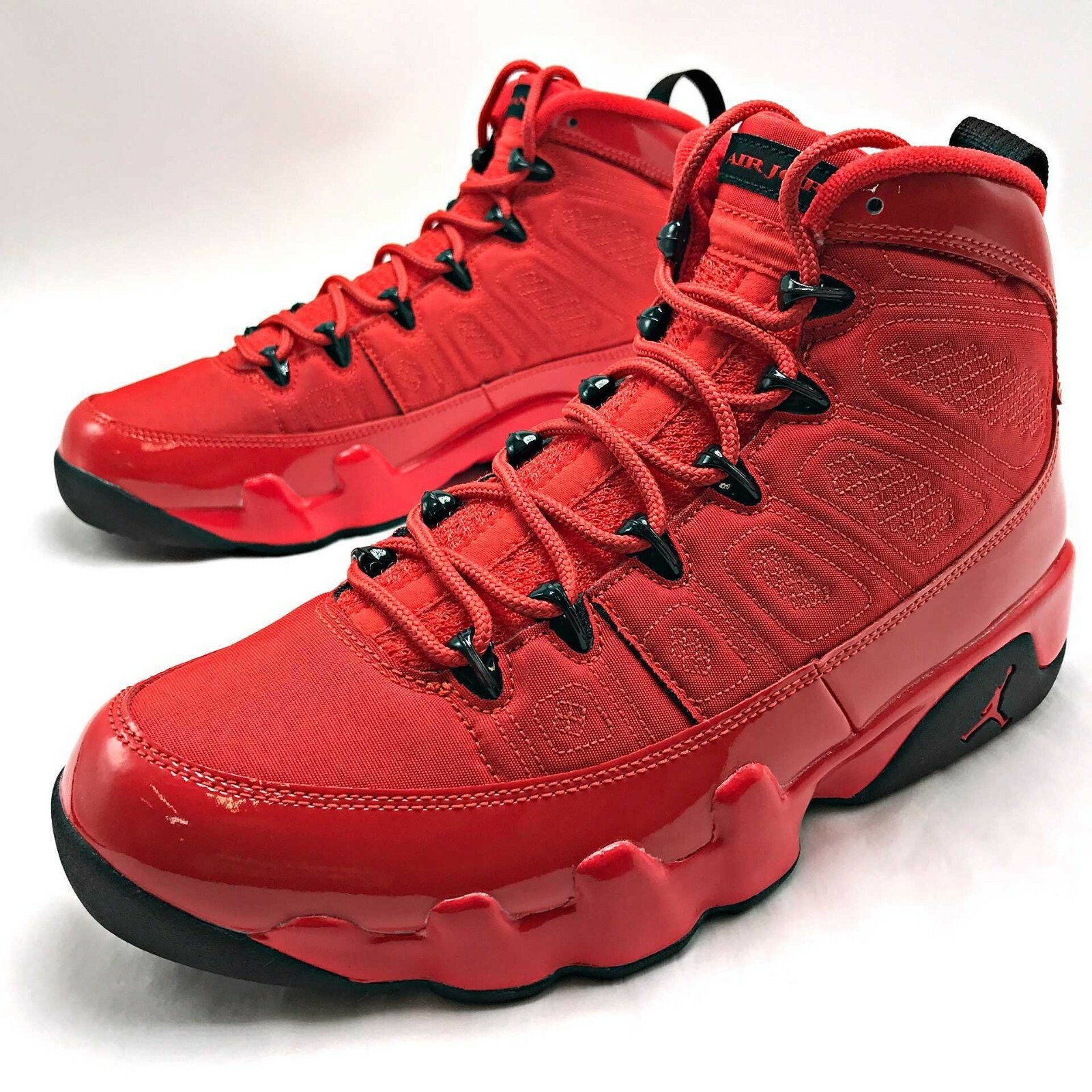red jordan boots