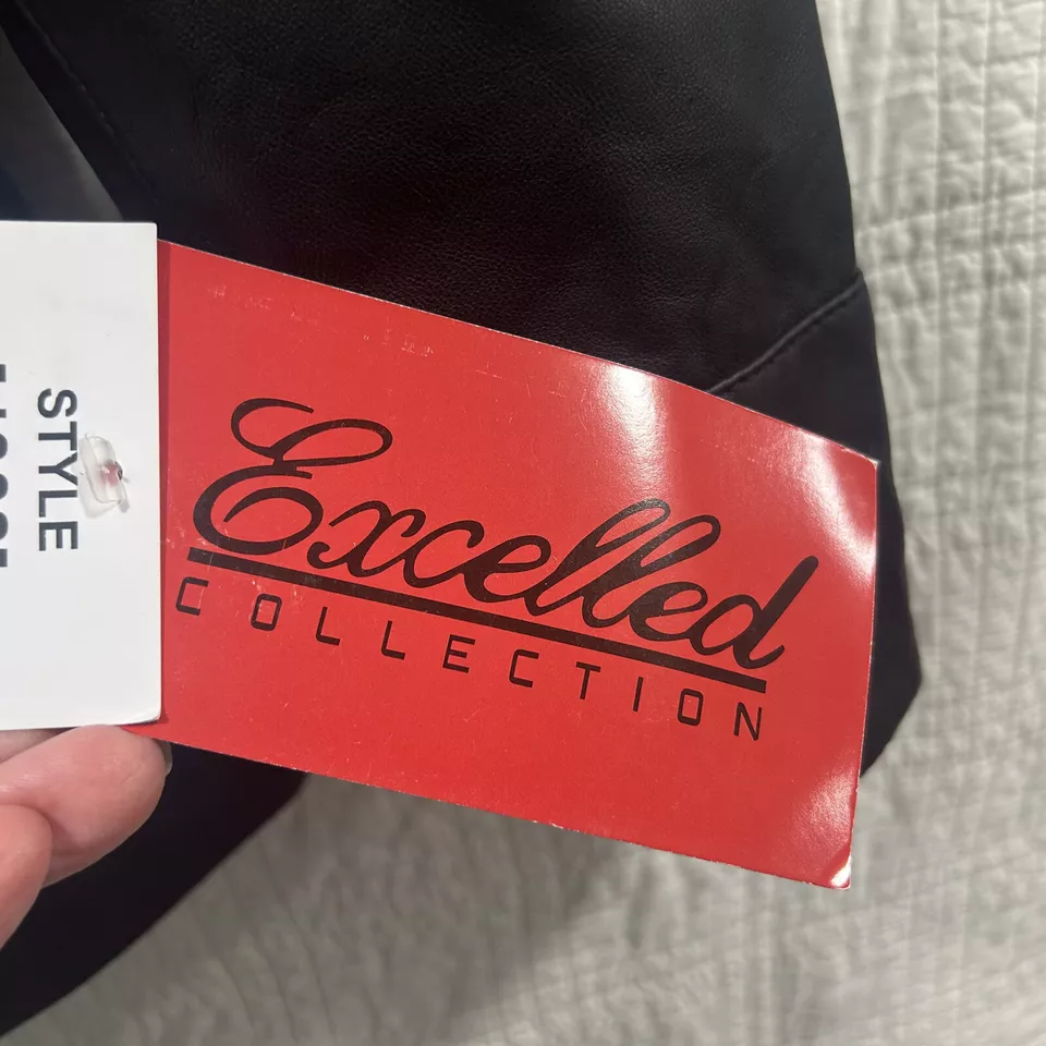 NWT Women's EXCELLED COLLECTION Black Leather Scuba Jacket sz M $425 - Image 4 of 4