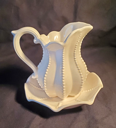Ceramic Small Pitcher & Basin w/ Decorative Scalloped Star Shape and Beading - Picture 1 of 6