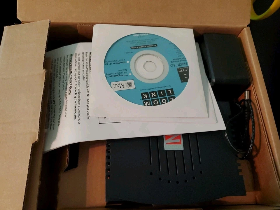 Zoom Model 3048 56K V.90 V.92 External Serial Modem - New In Box PC & Mac - Image 3 of 3