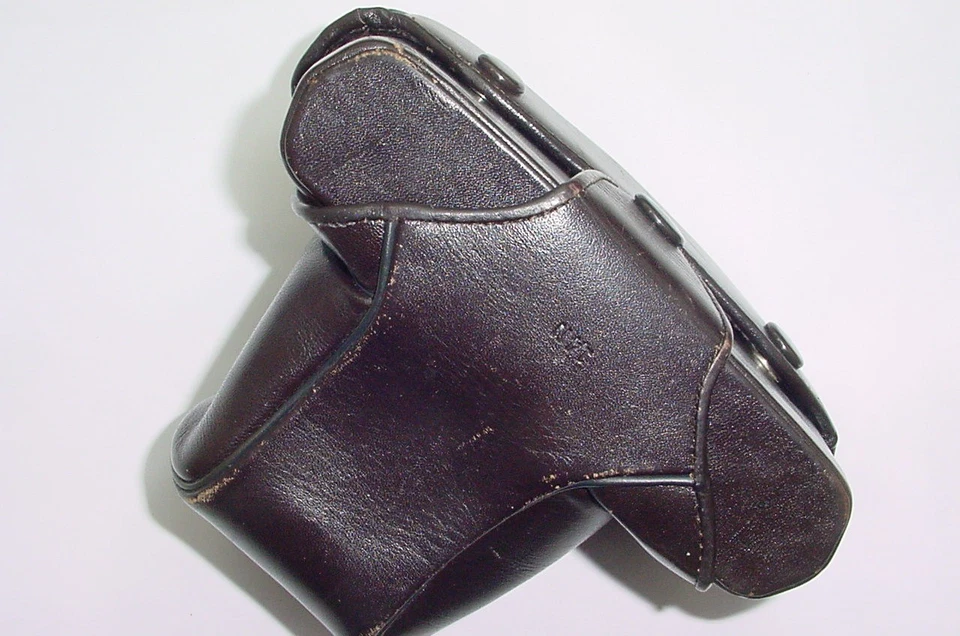 Funda de cuero marrón Olympus 1,4 N para cámaras OM-1, OM-2, MO-1n, OM-2n, OM-4 Foto 3 de 4