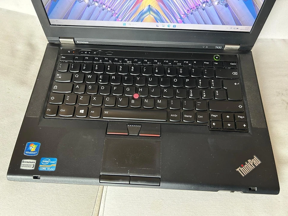 LENOVO ThinkPad T430 14" 1600x900 CPU i5-3320M 2.60GHz, RAM 8GB, HDD 500GB Win11 - Immagine 3 di 4