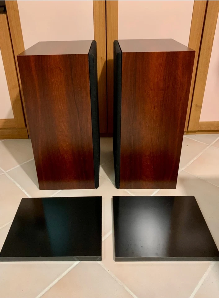 Casse acustiche audio a 3 vie Toshiba con rivestimento in legno - Immagine 4 di 4