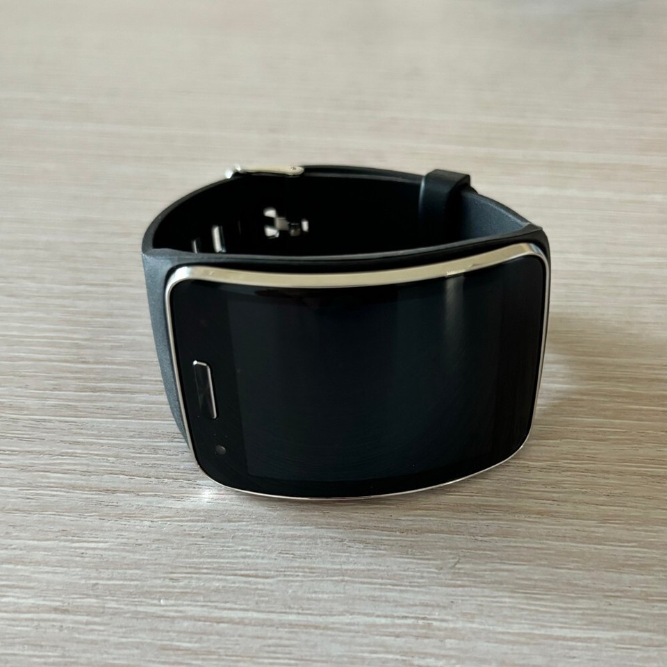 Samsung Galaxy Gear S SM-R750 Curved Super AMOLED Smart Watch - Black ...