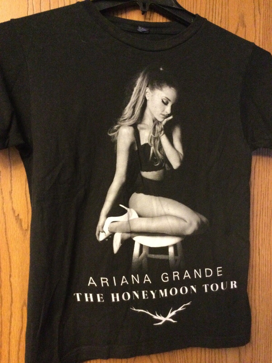 Ariana Grande 2015 tour Tシャツ Designer Clothes, Shoes & Bags for