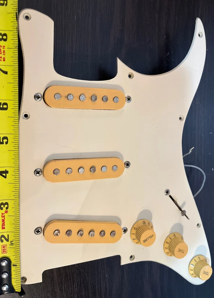 Golpeador Strat Cargado Vintage Relic'ed Envejecido - Hecho en EE. UU. - ¡Probado! Foto 3 de 4