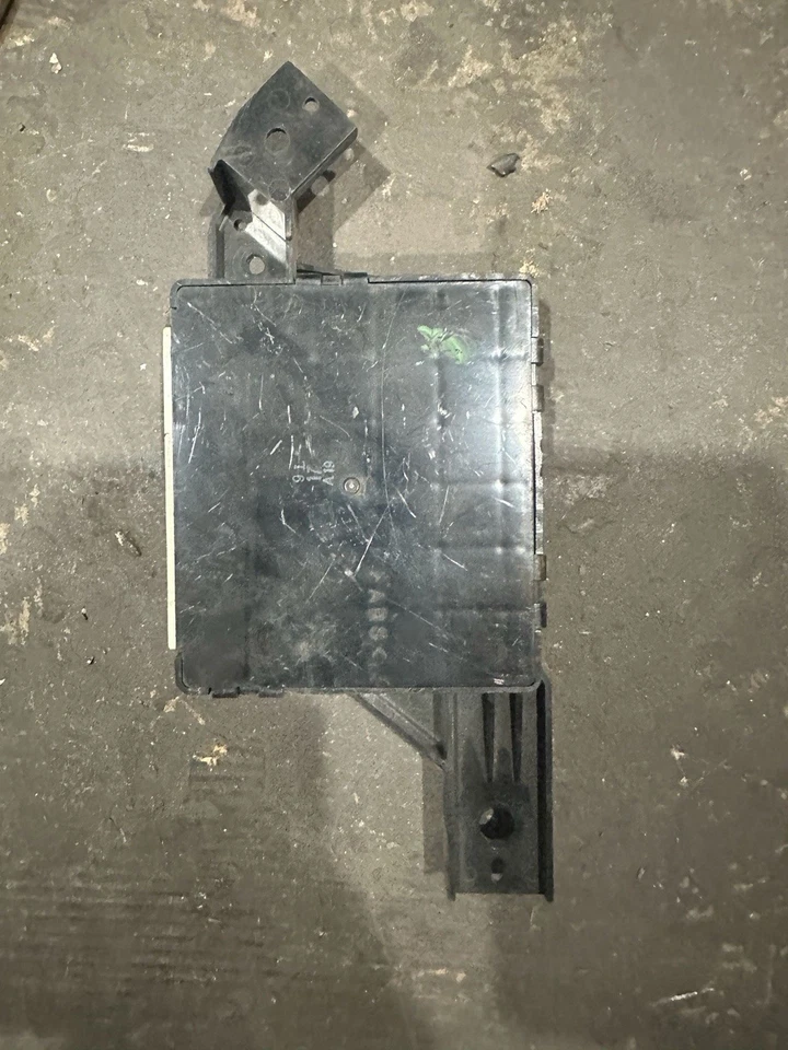 Módulo de controle de temperatura climática 2010-2013 Lexus RX350 RX450H 88650-48381 FABRICANTE DE EQUIPAMENTO ORIGINAL - Imagem 3 de 4