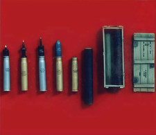 1/35 Scale Tank Ammo & Crates Resin Set – WWII Shells & Storage Boxes Model Kit
