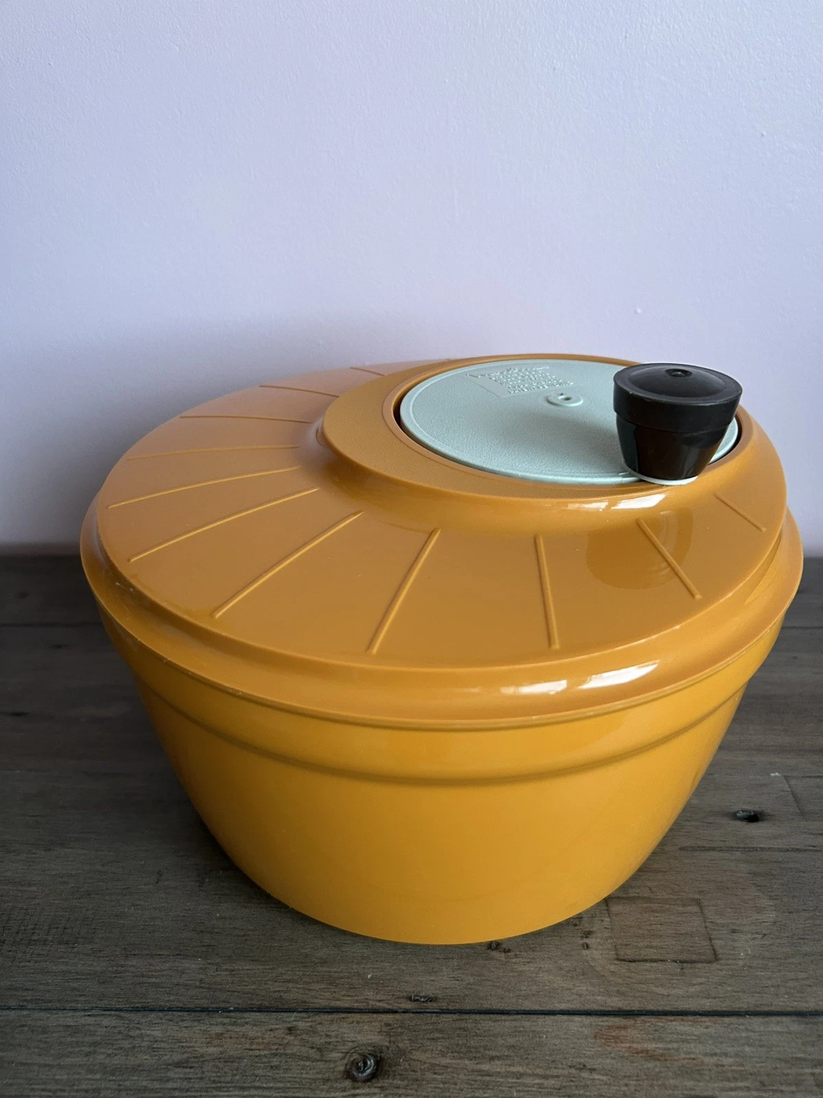 Vintage Moulinex Orange Kitchen Salad Spinner 1970s Model 313000 France Retro
Opens in a new window
