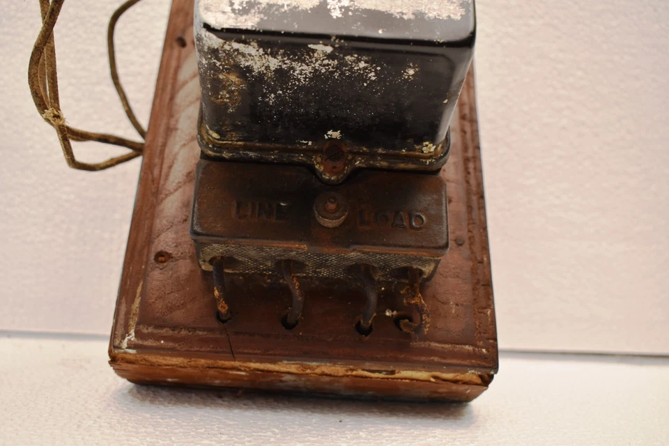 Vintage Industrial Electric Meter on Wooden Base – Rare Collectible Electricity - Image 2 of 4