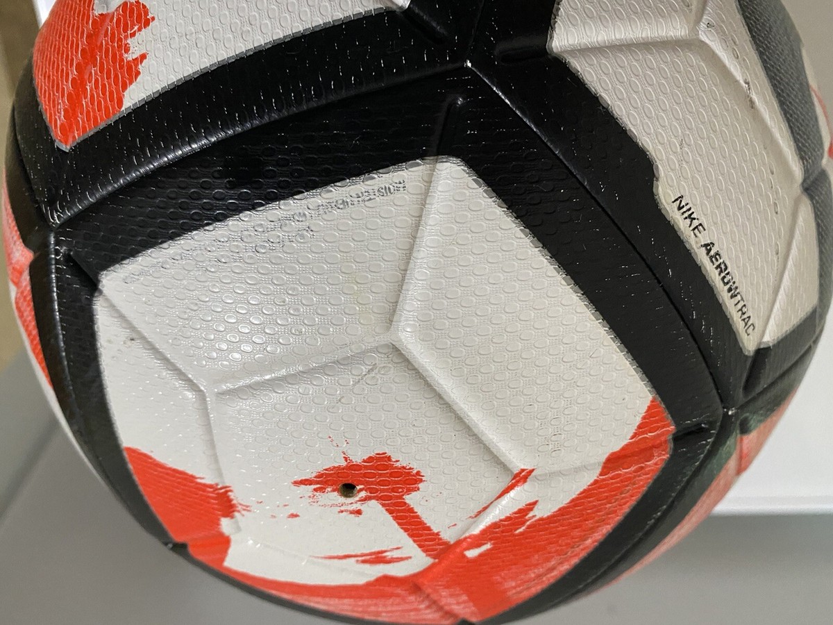 NIKE ORDEM 4 .COPA AMERICA CENTENARIO 2016 OFFICIAL MATCH BALL