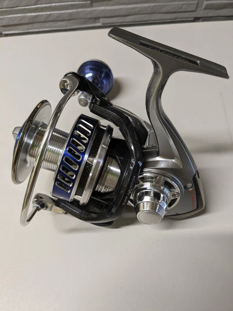 2010 Daiwa Saltiga 5000H Saltwater Spinning Reel