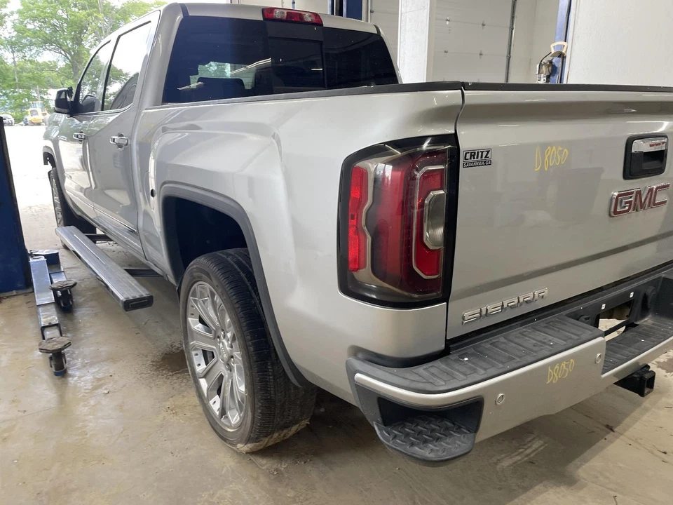 Medidor de velocímetro usado se adapta a: 2018 Gmc Sierra denali 1500 Cluster MPH mercado de EE. UU. 6 Foto 3 de 4