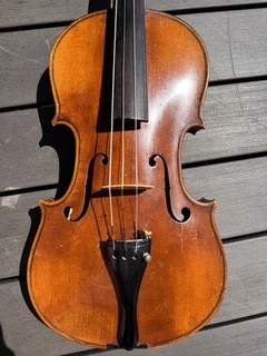 Old Violin / Old Violin / Violino