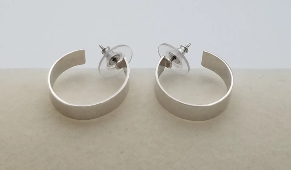 Danecraft Vintage 60-70s Shiny Wide Hoop Stud Sterling Silver Earrings - Image 4 of 4