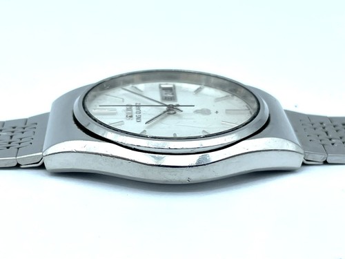 Reloj Hombre Vintage SEIKO KING QUARTZ Cuarzo Esfera Plateada Batería Nueva 5856-8030 - Imagen 11 de 20
