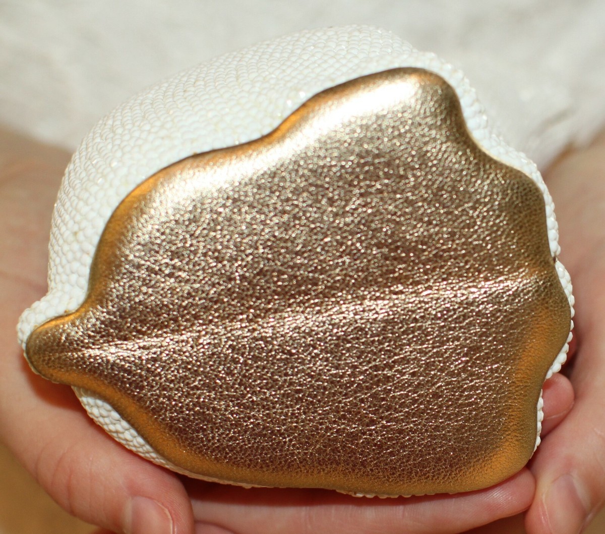 JUDITH LEIBER SWAROVSKI CRYSTAL MINAUDIERE POLAR BEAR ARCTIC WHITE