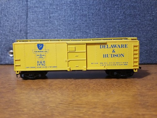 RSVD DR.BEER -- HO Scale DELAWARE & HUDSON Box Car the Bridge Line D&H 19782