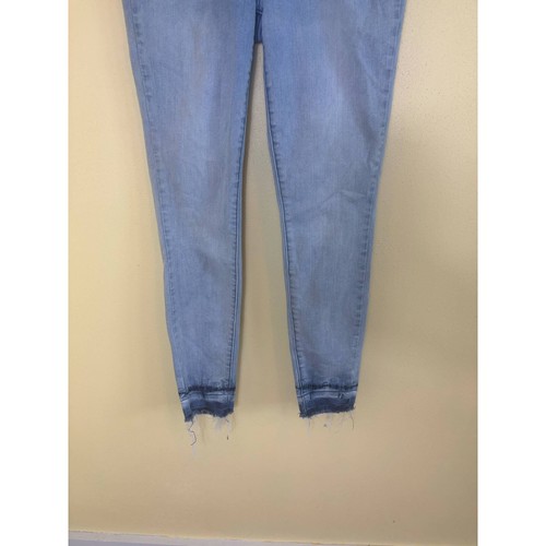 Judy Blue Skinny Jeans Frayed Hem Light Wash Denim Comfort Stretch Size 3/26 - Picture 5 of 6