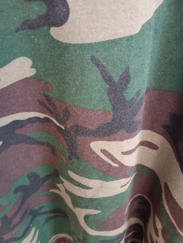 Vtg 80s 90s Retro Commando 8 Star Camo Tshirt XL USA Camo Gear Collection  - Image 3 of 4