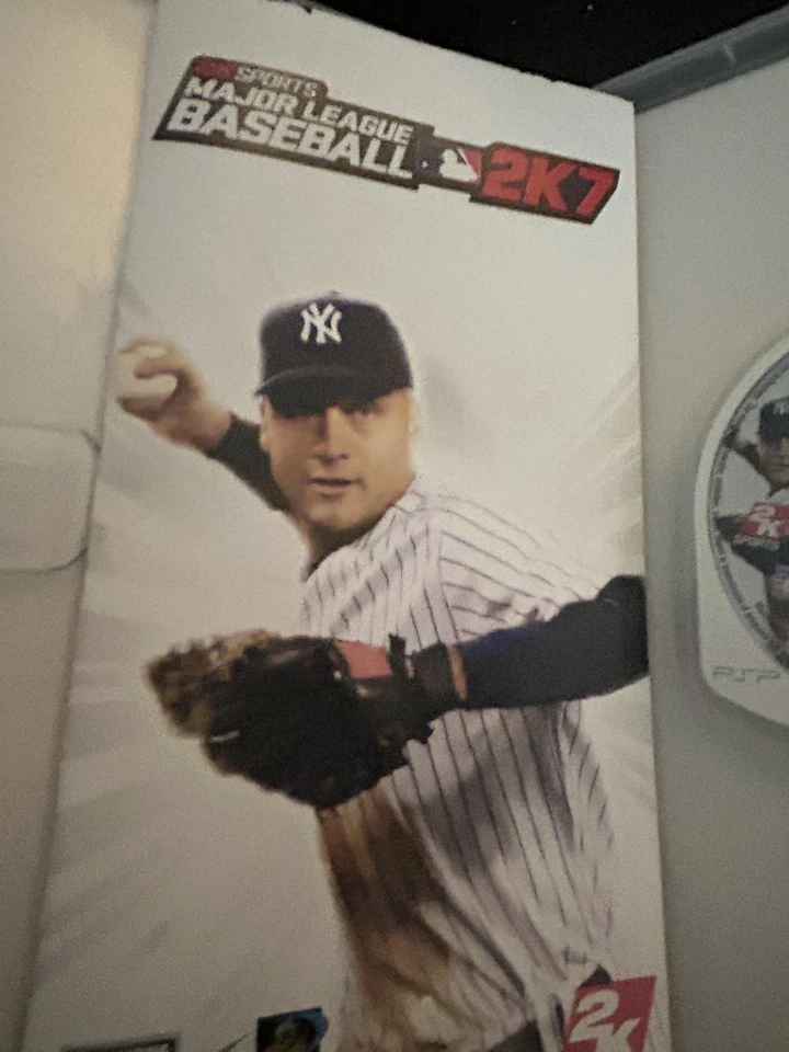 Major League Baseball 2K7 Sony PSP PlayStation Portable Video Game 2K Sports MLB - Image 2 of 4