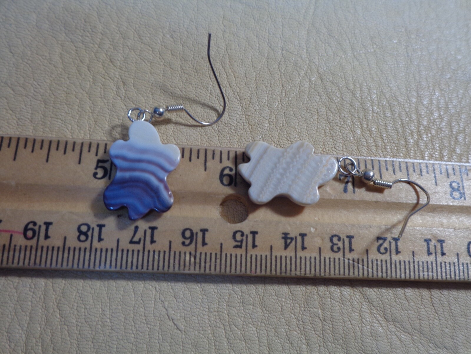 Picture 2 of 3