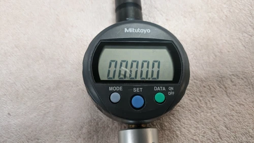 MITUTOYO DIGITAL DUROMETER HARDNESS TESTER 811-334-10 GOOD CONDITION Ships Free 