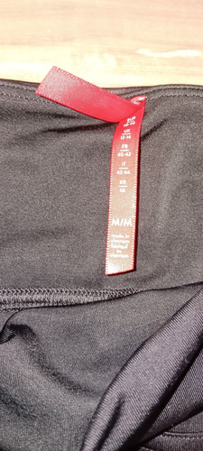 Spanx Womens Black Camo Leggings Medium Compression Great Condition - Picture 5 of 6